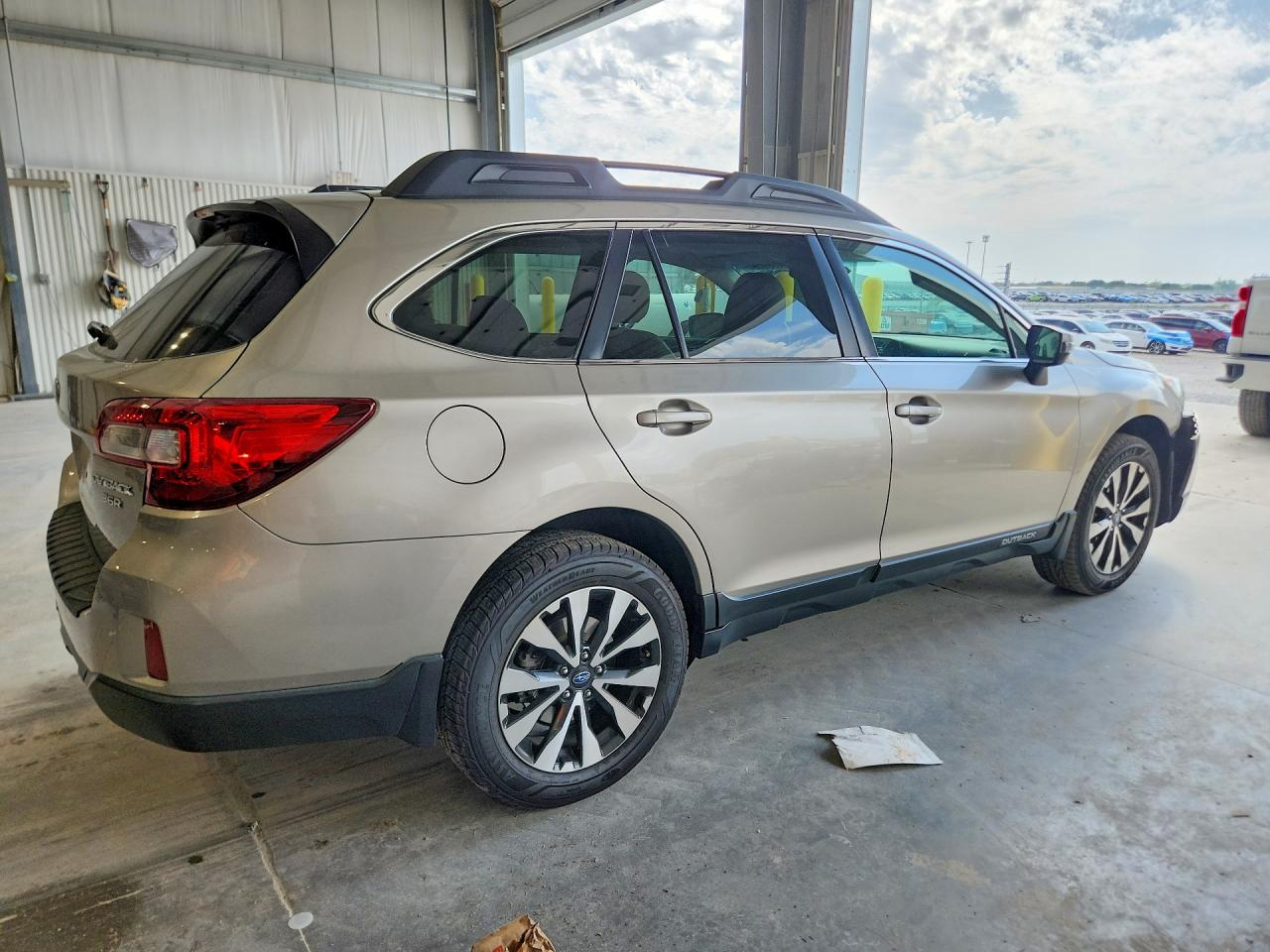 Subaru Outback 3.6r Limited