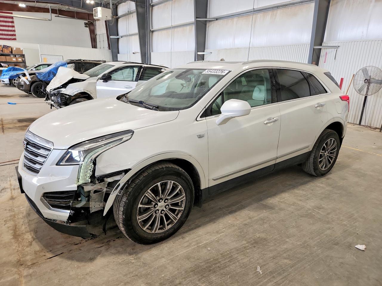 Salvage Cadillac XT5 Image