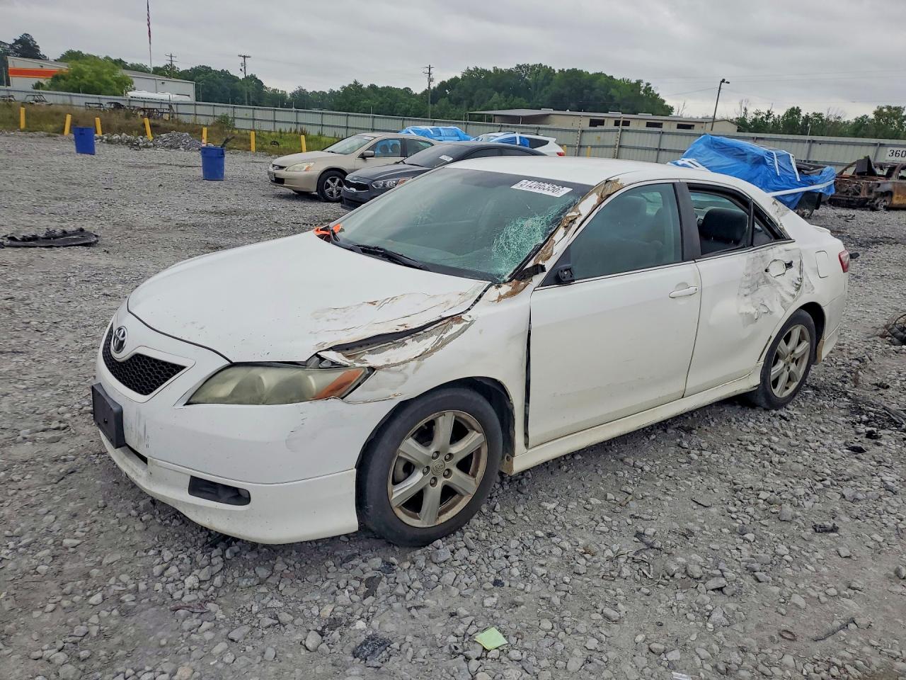 Salvage Toyota Camry Image