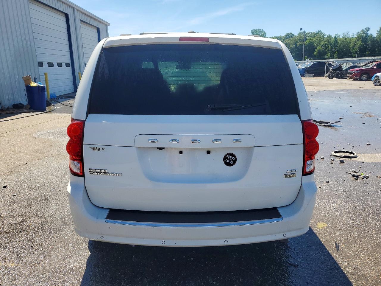 Dodge Caravan Sxt