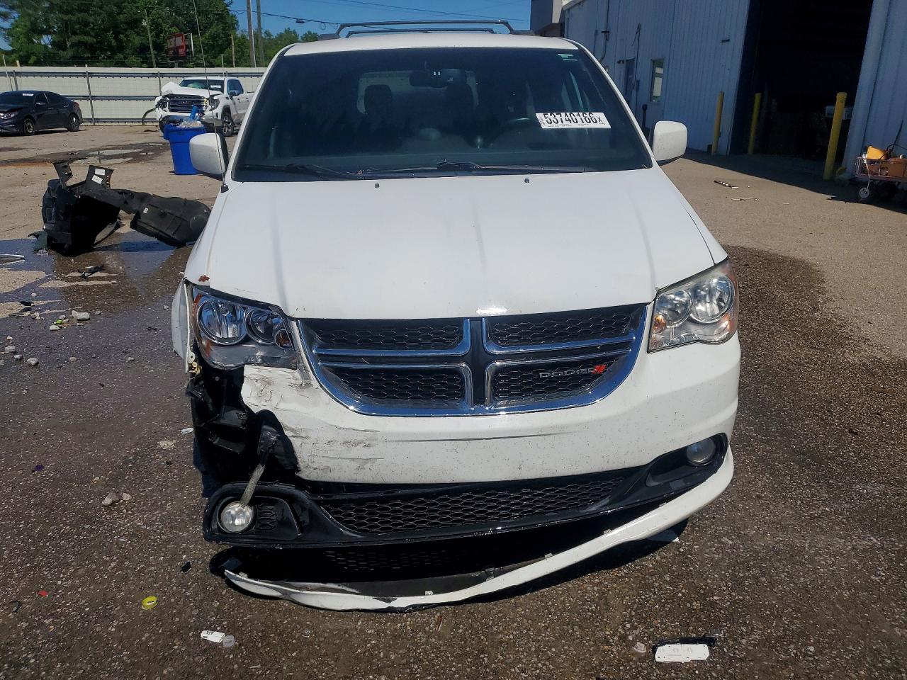 Dodge Caravan Sxt