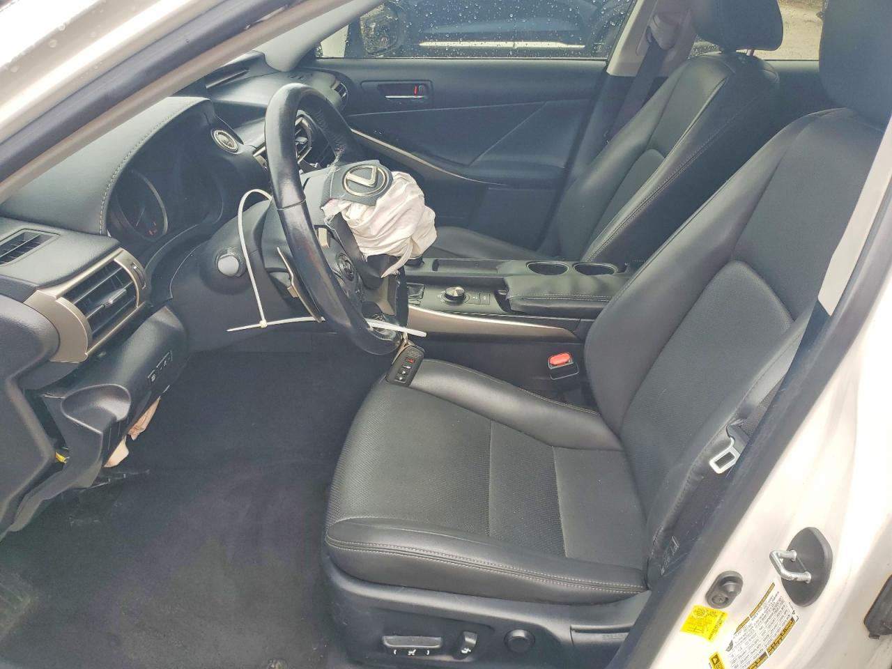 Lexus Is 200t