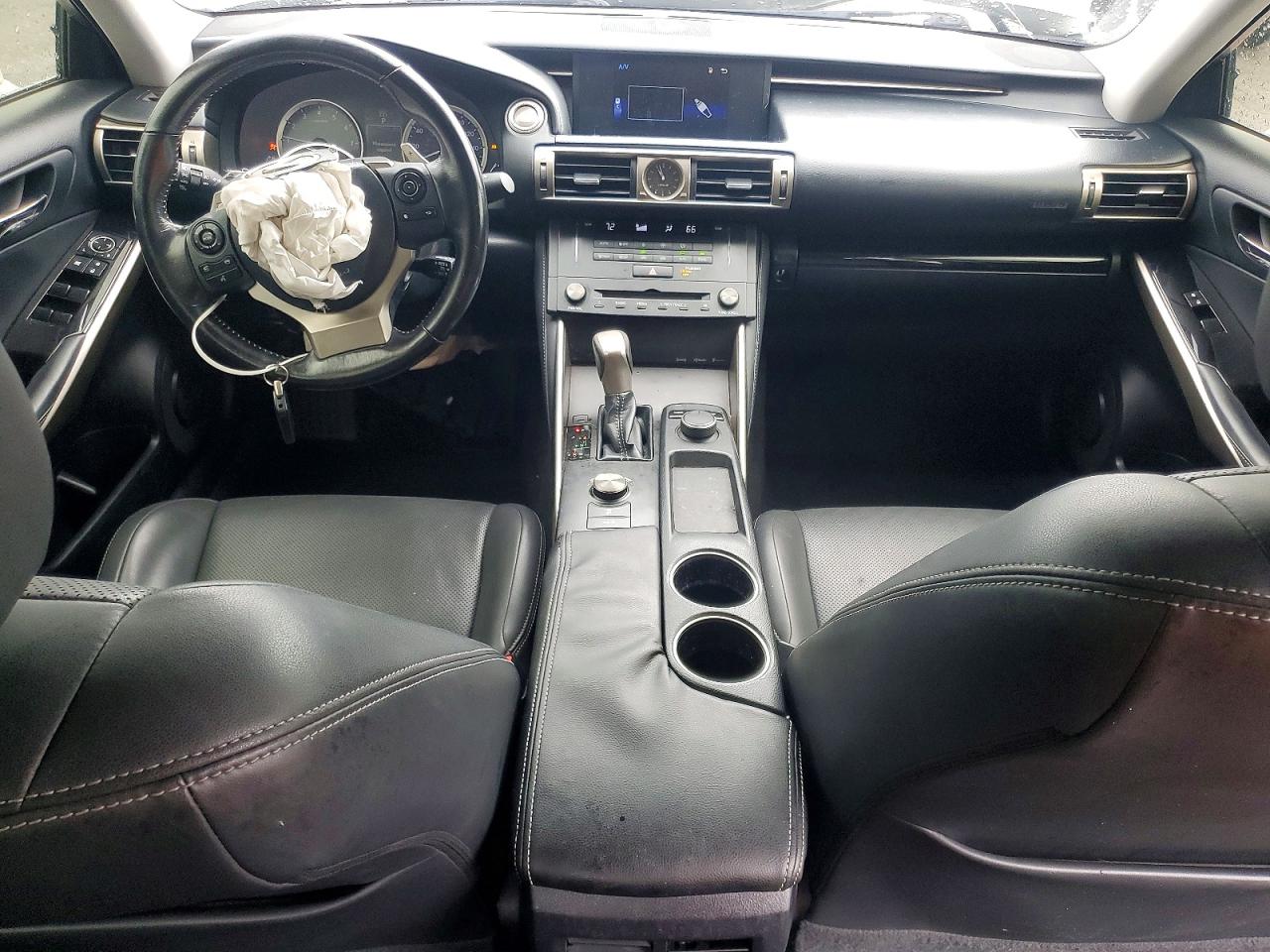 Lexus Is 200t
