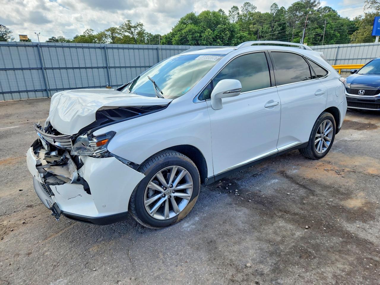 Salvage Lexus RX Image