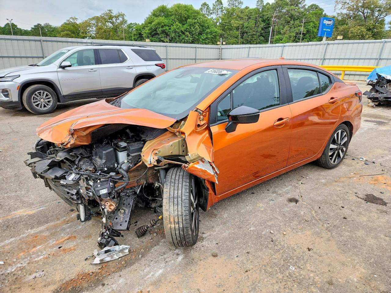 Salvage Nissan Versa Image