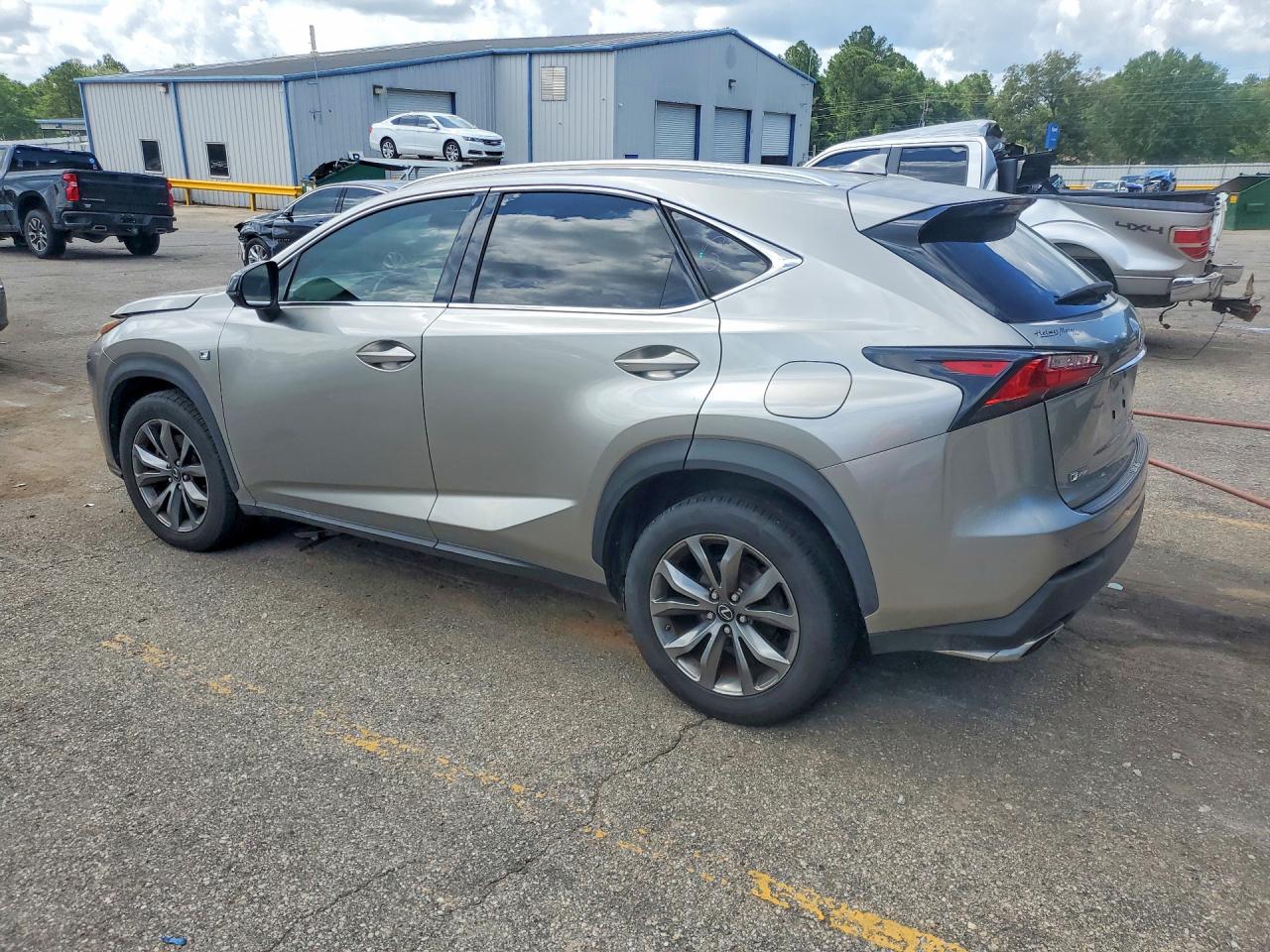 Lexus NX 200t