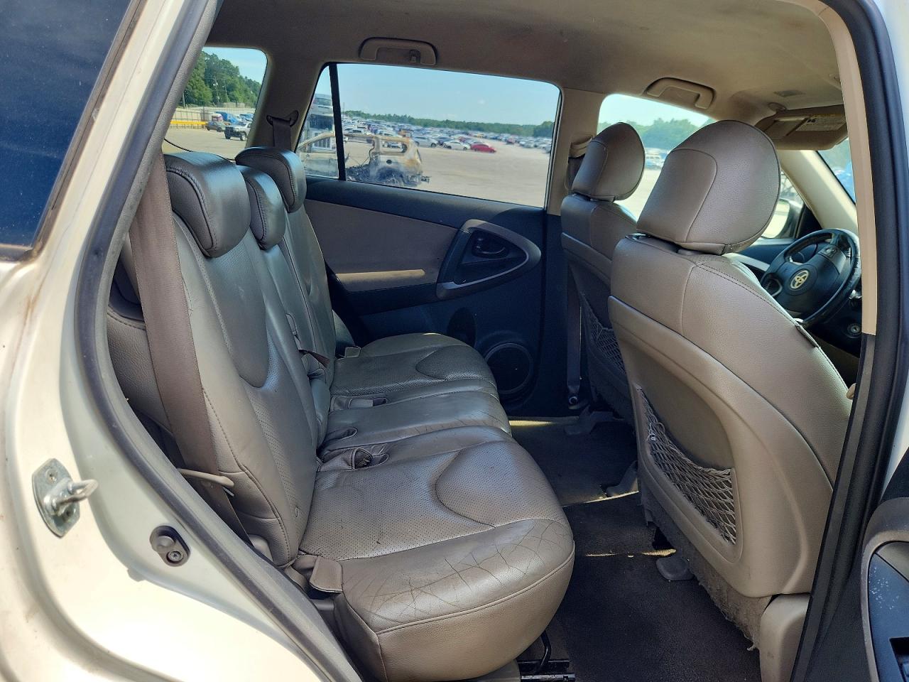 Toyota RAV4 Limited