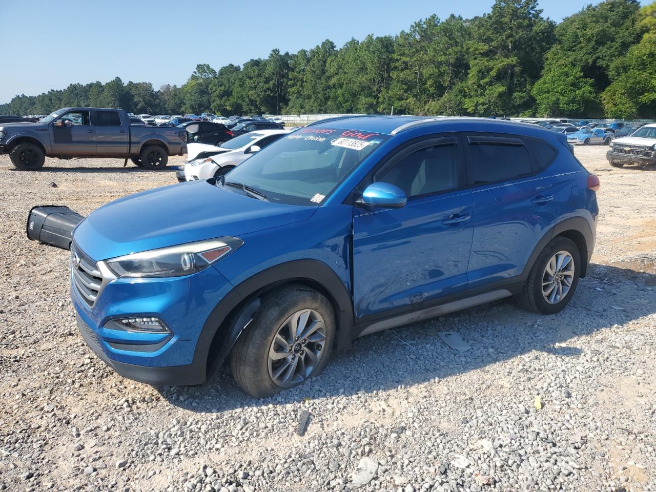 Salvage Hyundai TUCSON Image