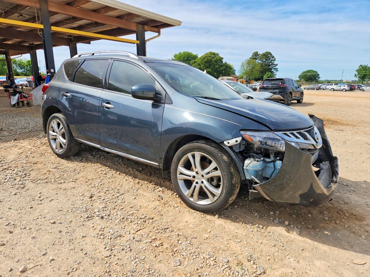 Nissan Murano S
