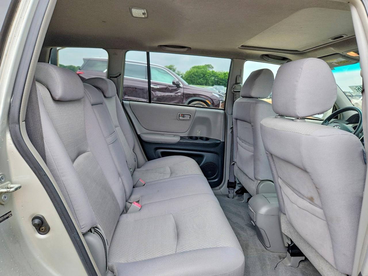 Toyota Highlander Base