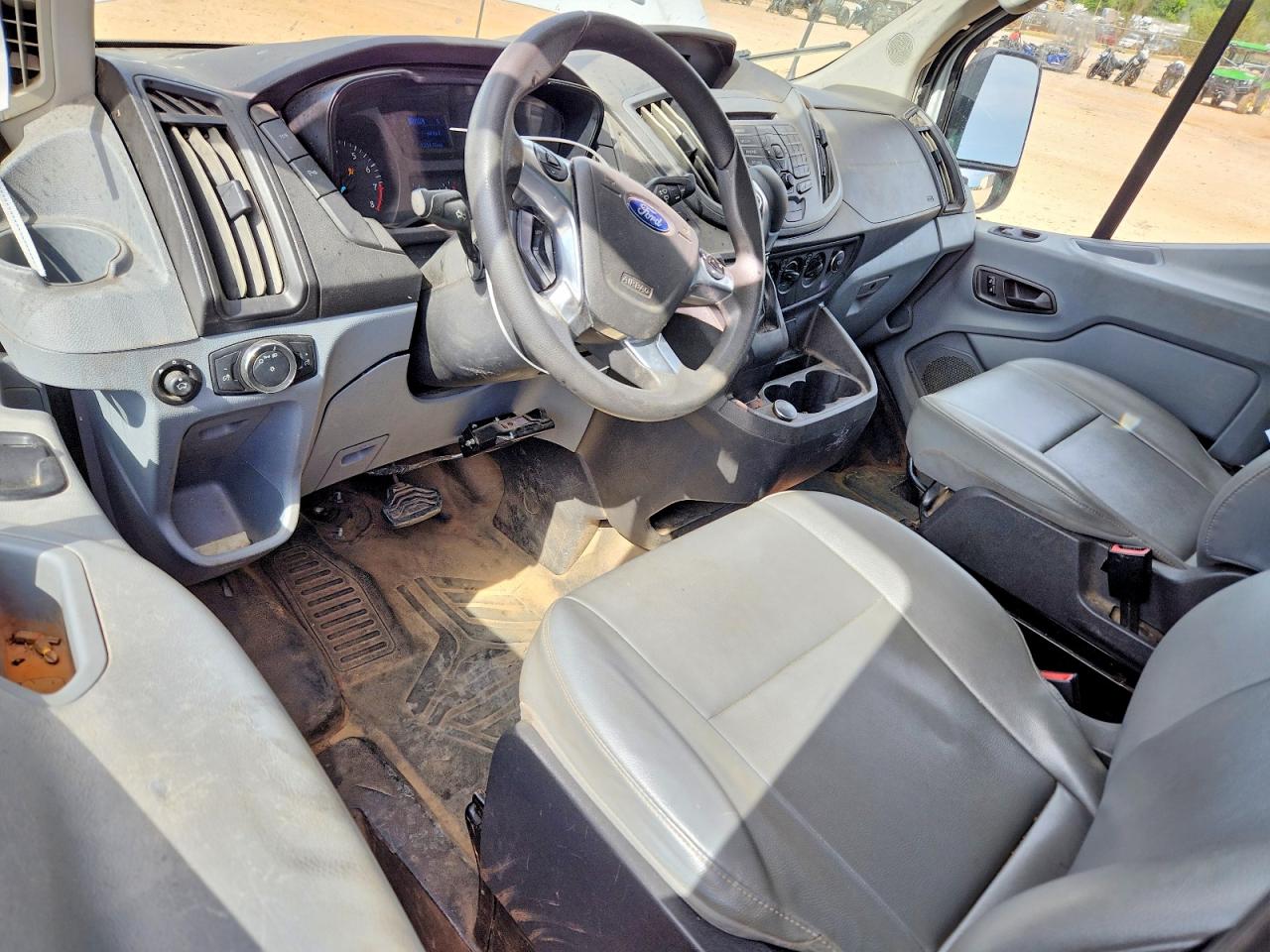 Ford Transit T-250