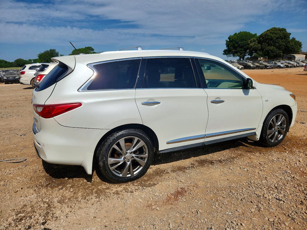 INFINITI Qx Base