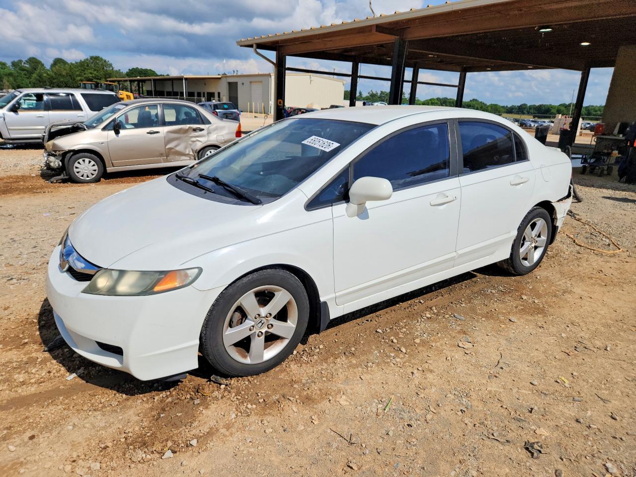 Salvage Honda Civic Image