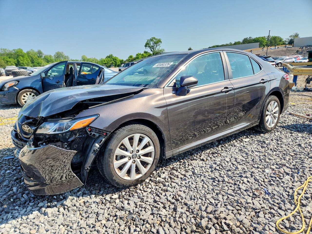 Salvage Toyota Camry Image