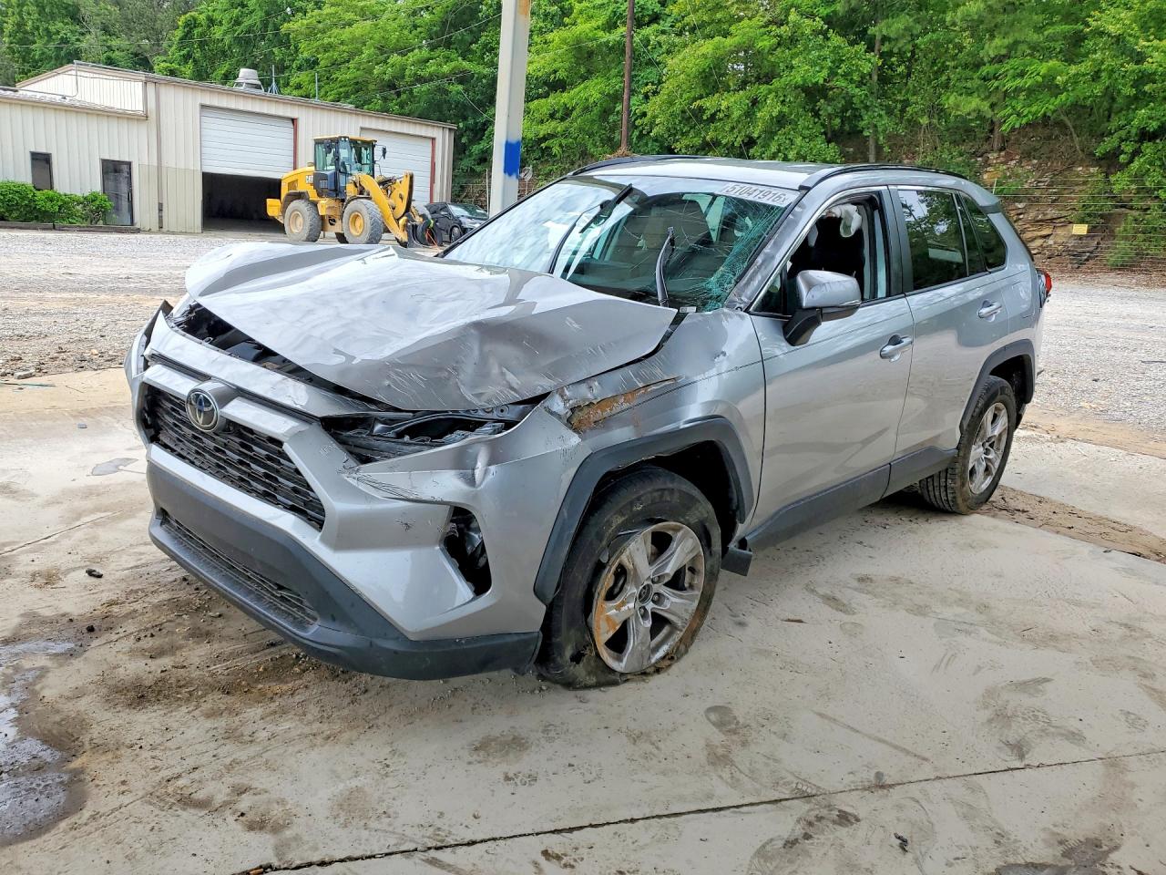 Salvage Toyota RAV4 Image