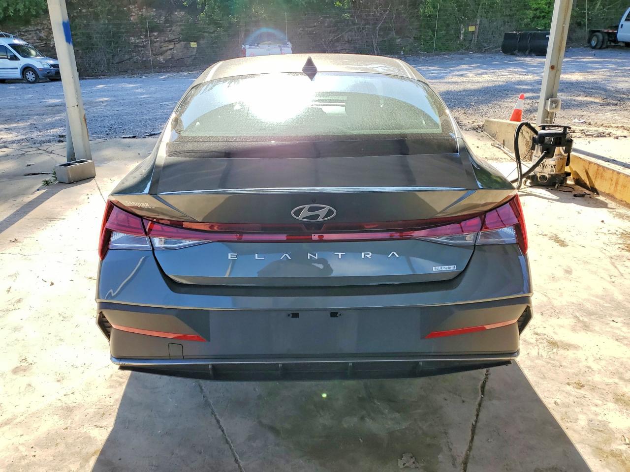 Hyundai ELANTRA Blue