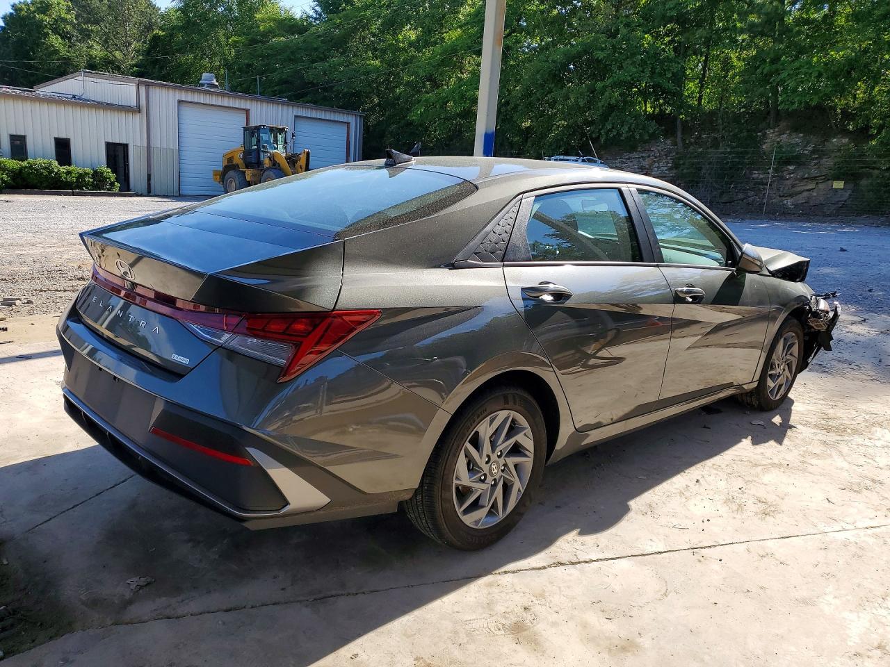 Hyundai ELANTRA Blue