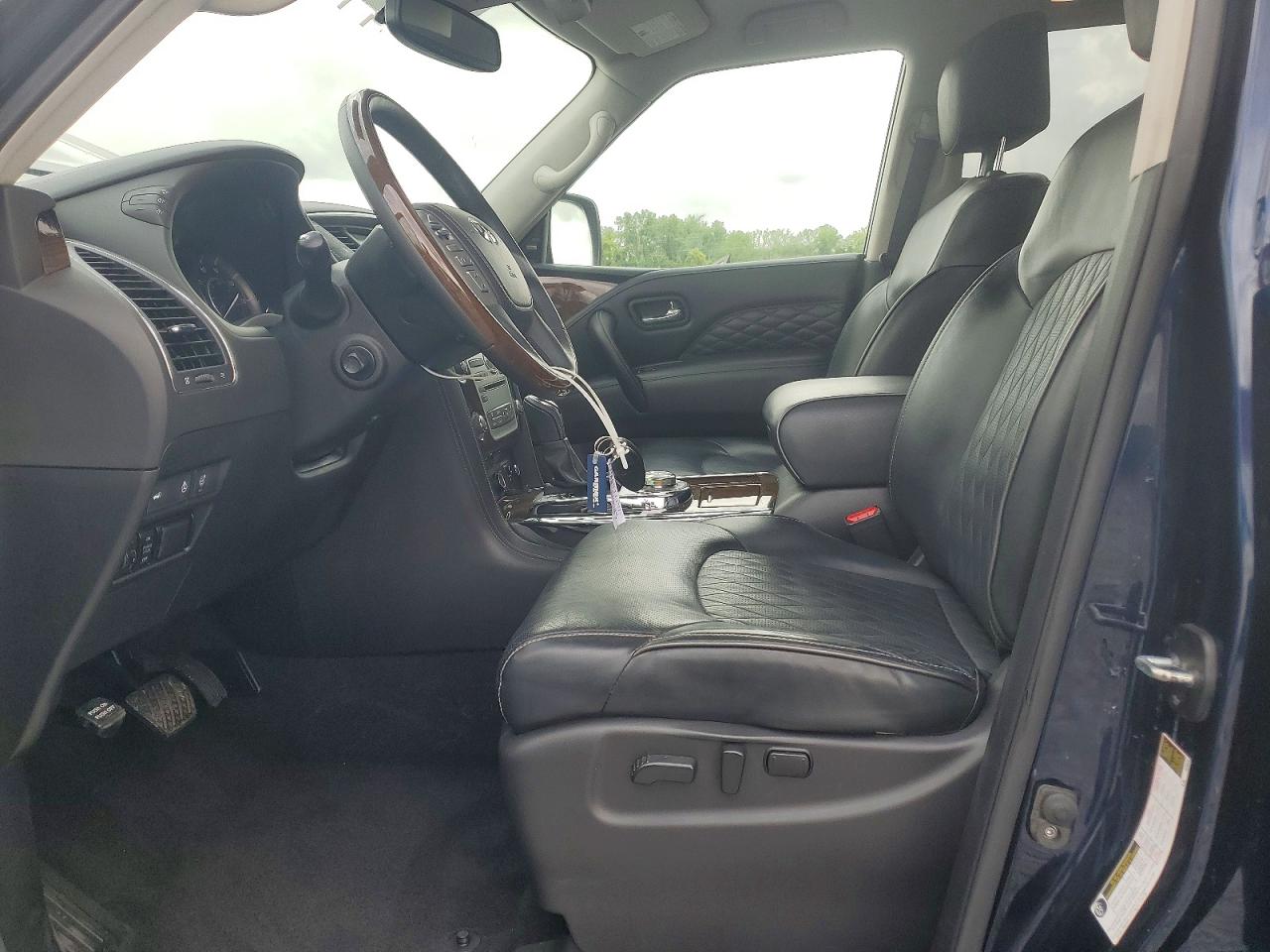 INFINITI Qx