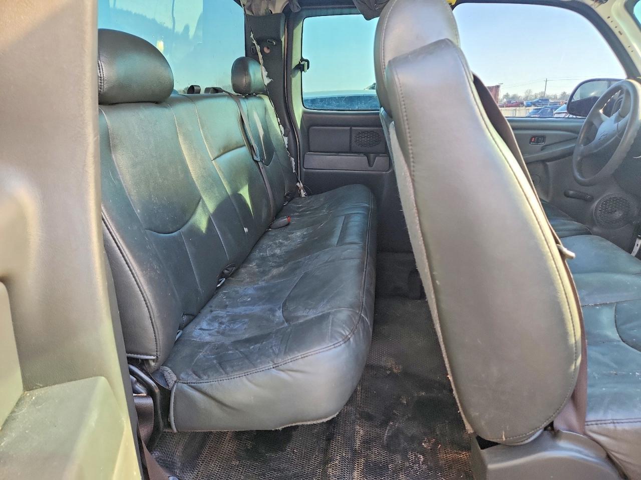 Chevrolet Silverado C1500