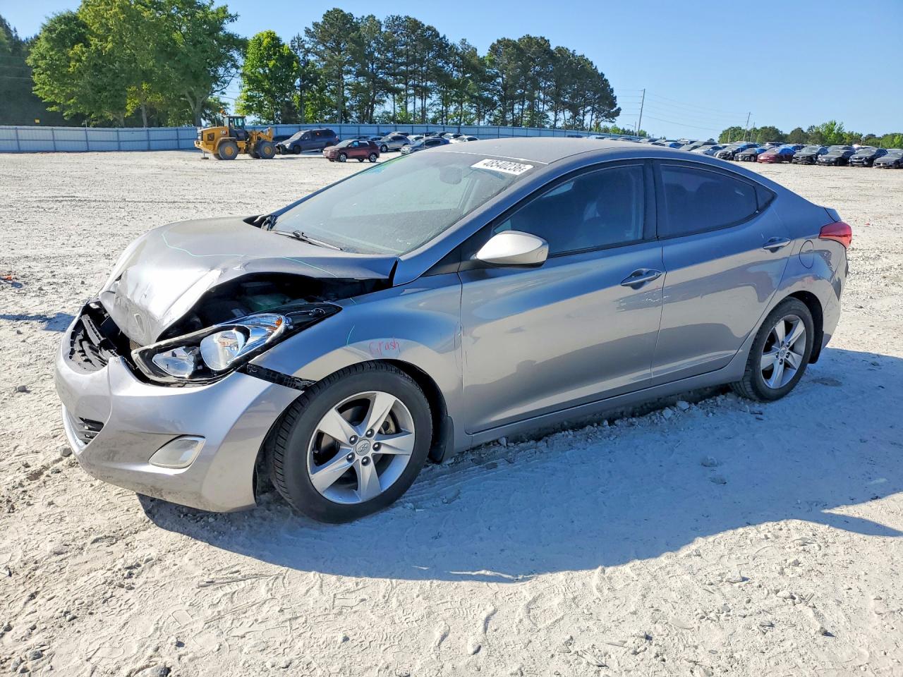 Salvage Hyundai ELANTRA Image