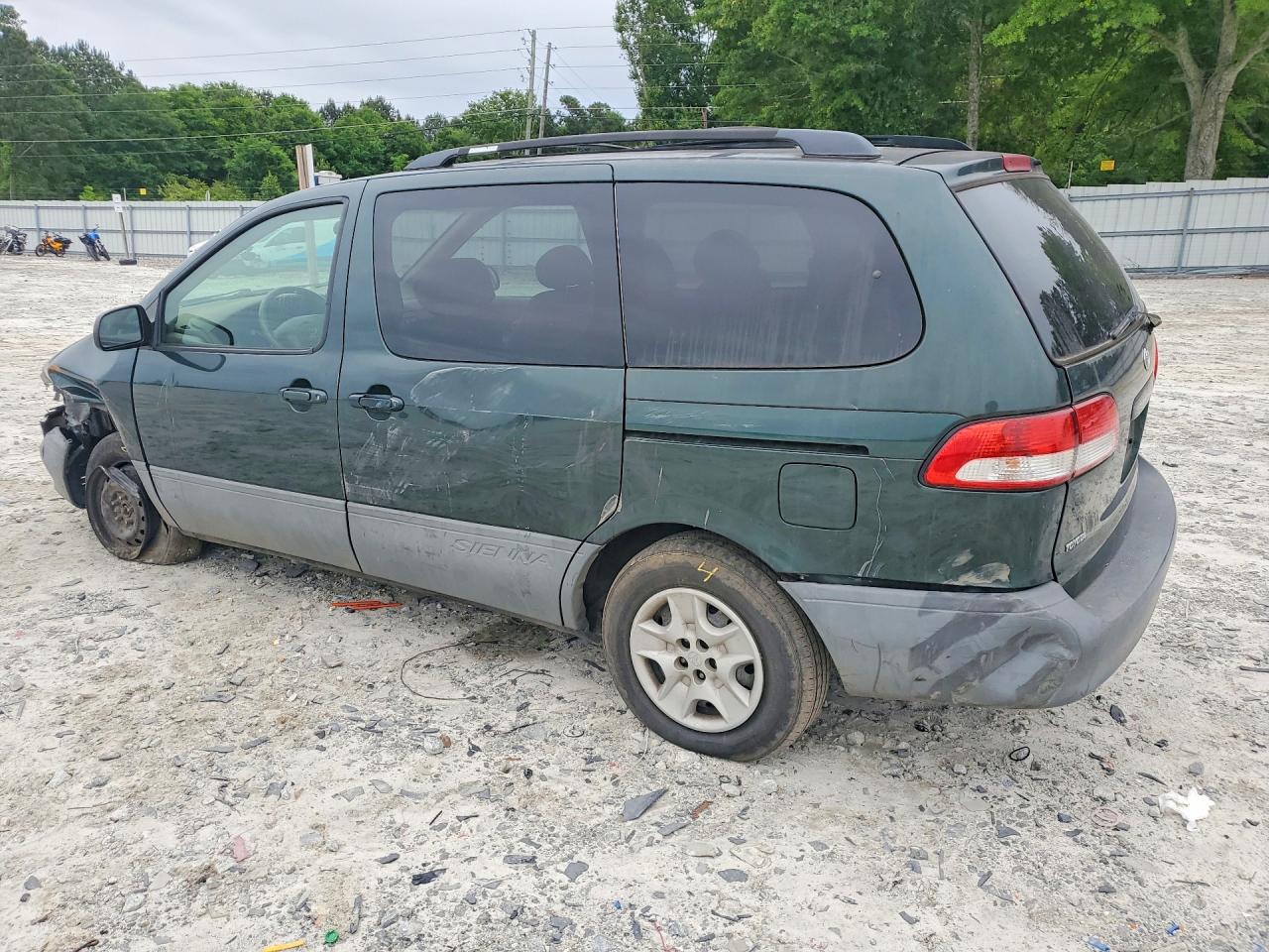 Toyota Sienna Le