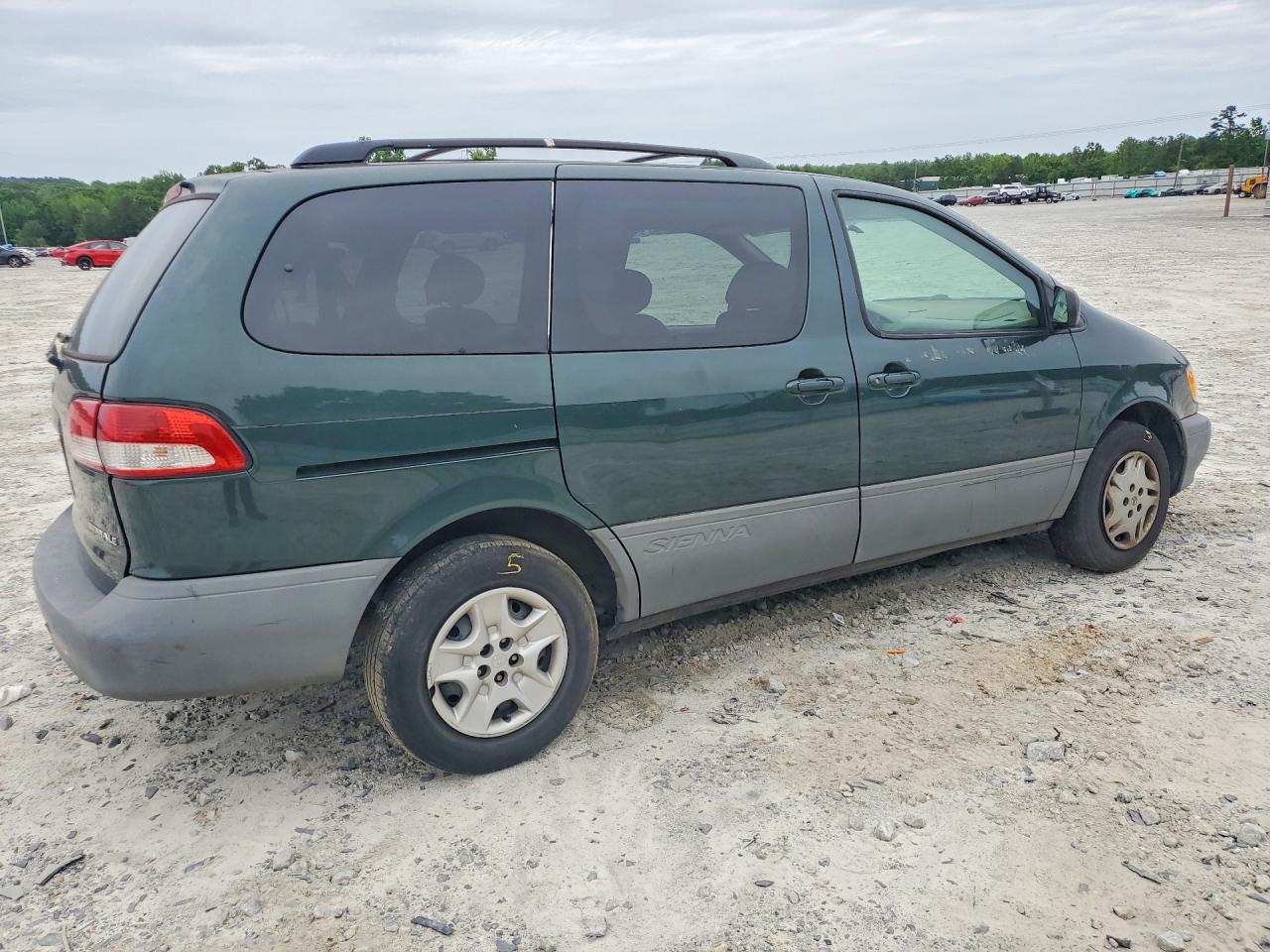 Toyota Sienna Le