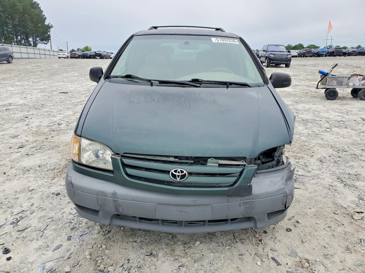 Toyota Sienna Le