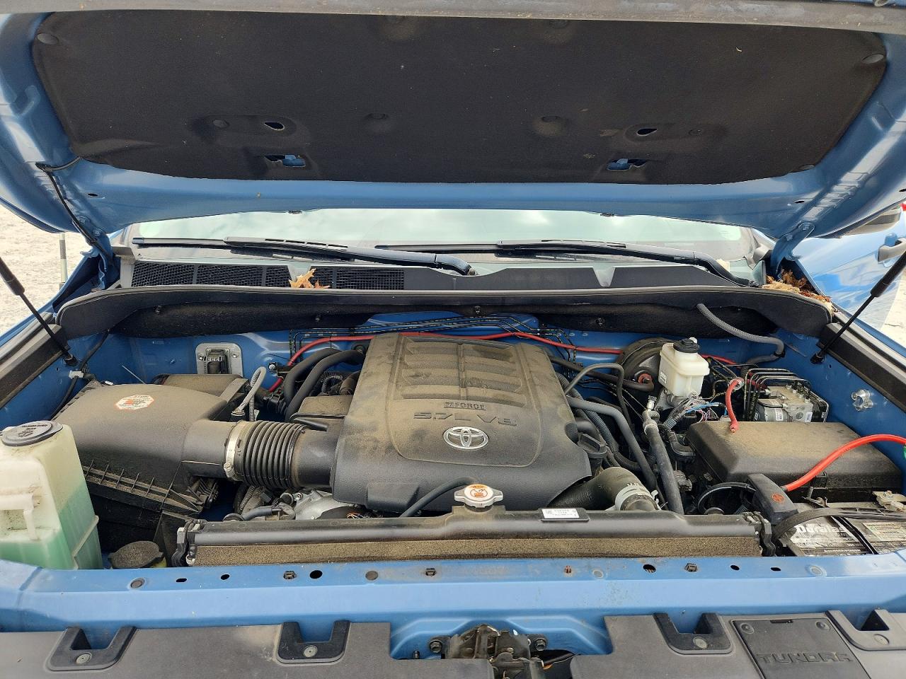 Toyota Tundra Crewmax Sr5