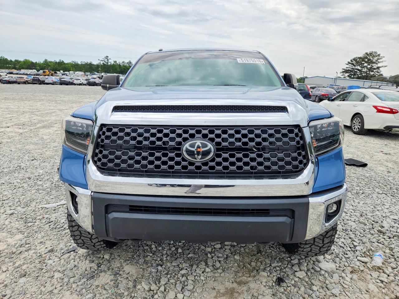 Toyota Tundra Crewmax Sr5