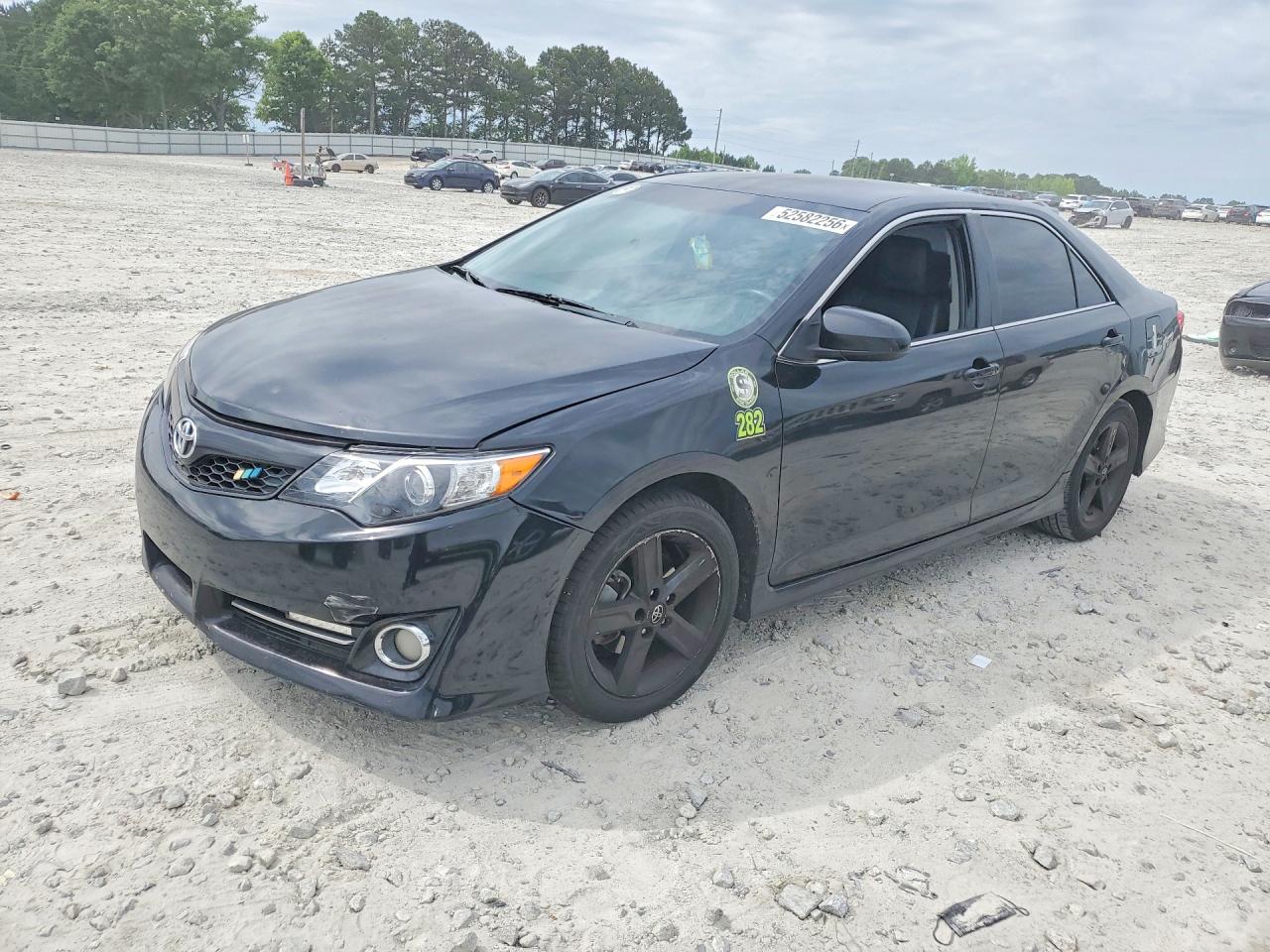 Salvage Toyota Camry Image