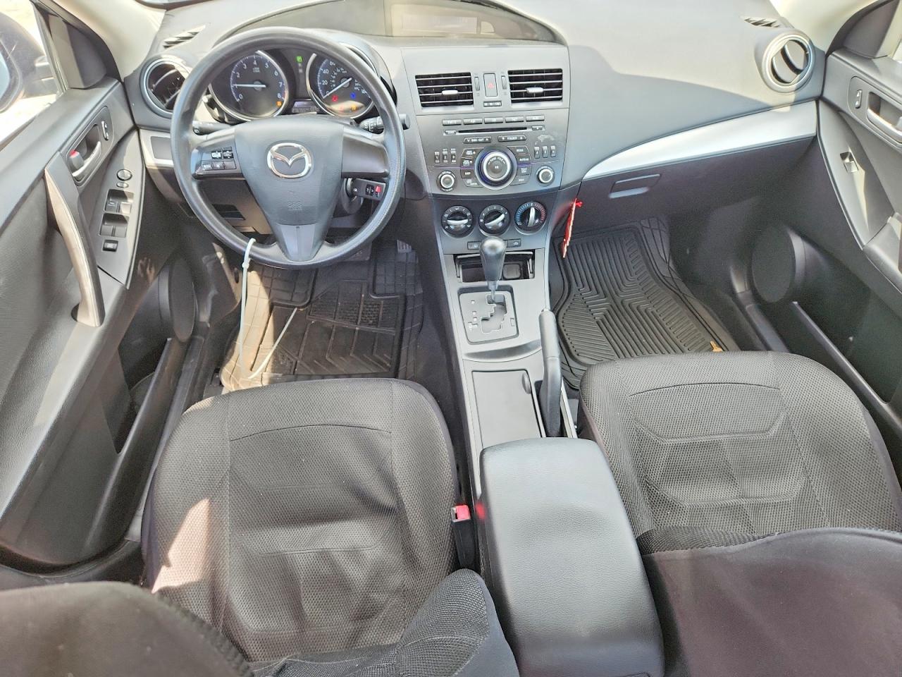 Mazda 3 I