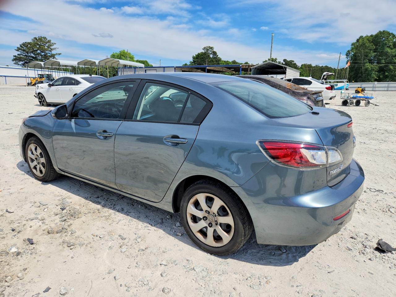 Mazda 3 I