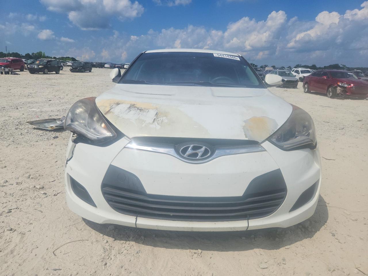 Hyundai VELOSTER Base