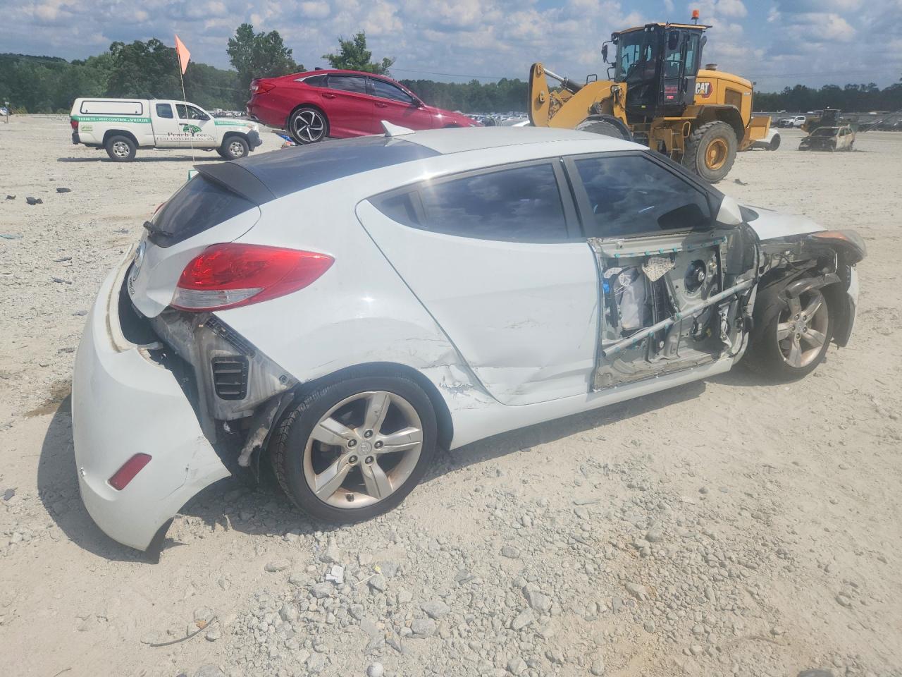 Hyundai VELOSTER Base