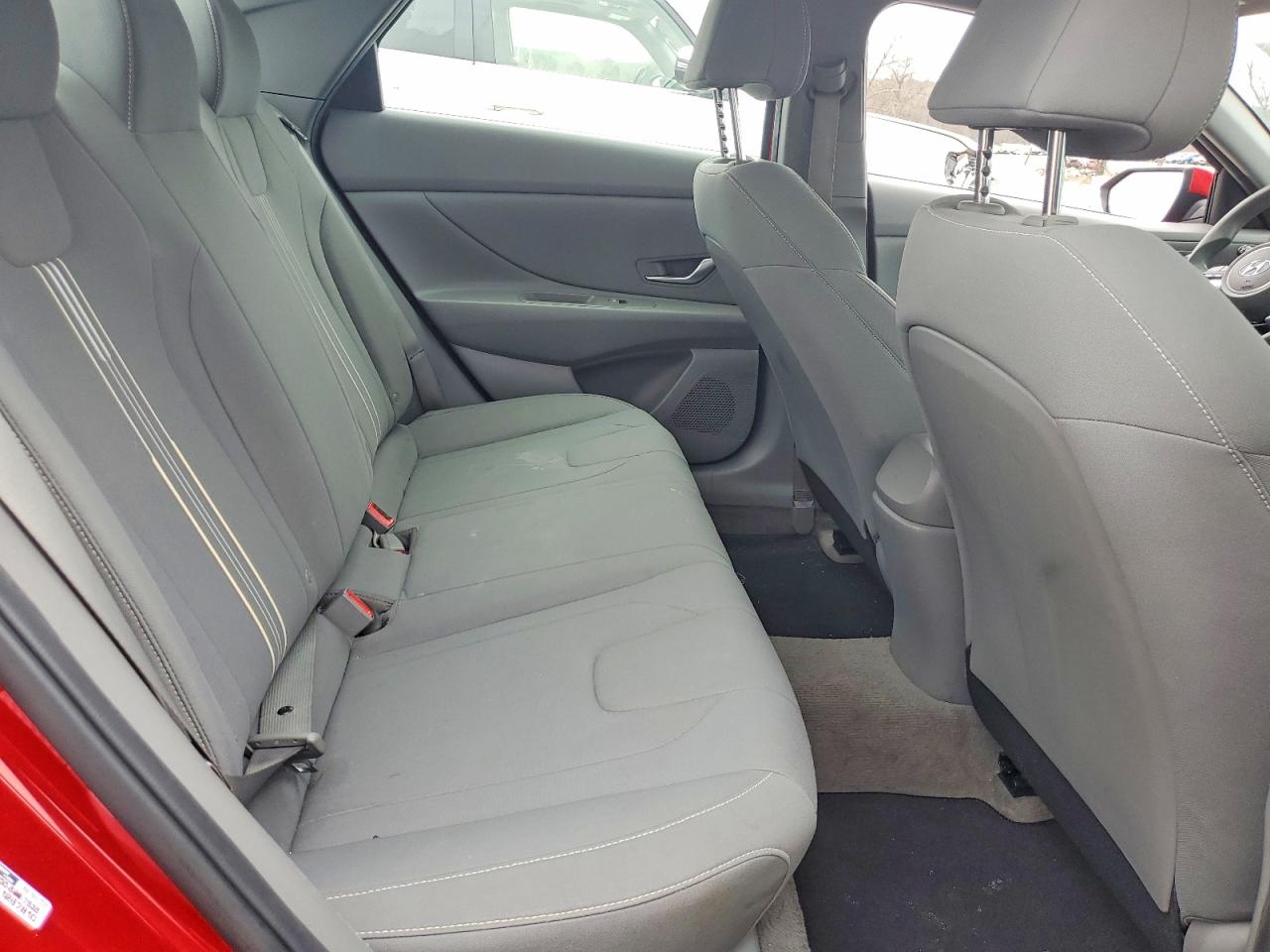 Hyundai ELANTRA Sel