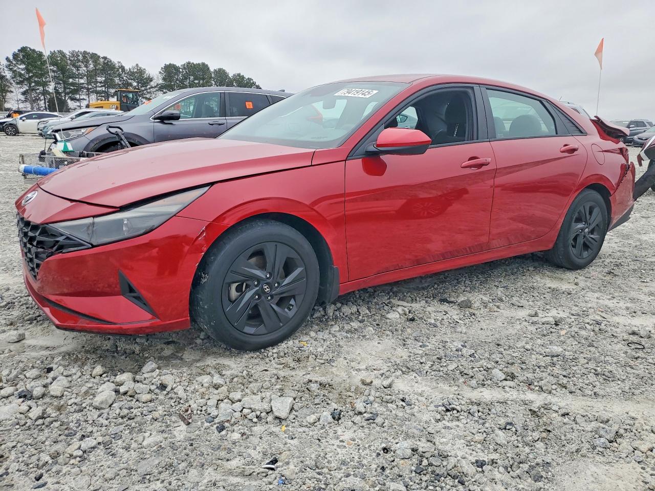 Salvage Hyundai ELANTRA Image