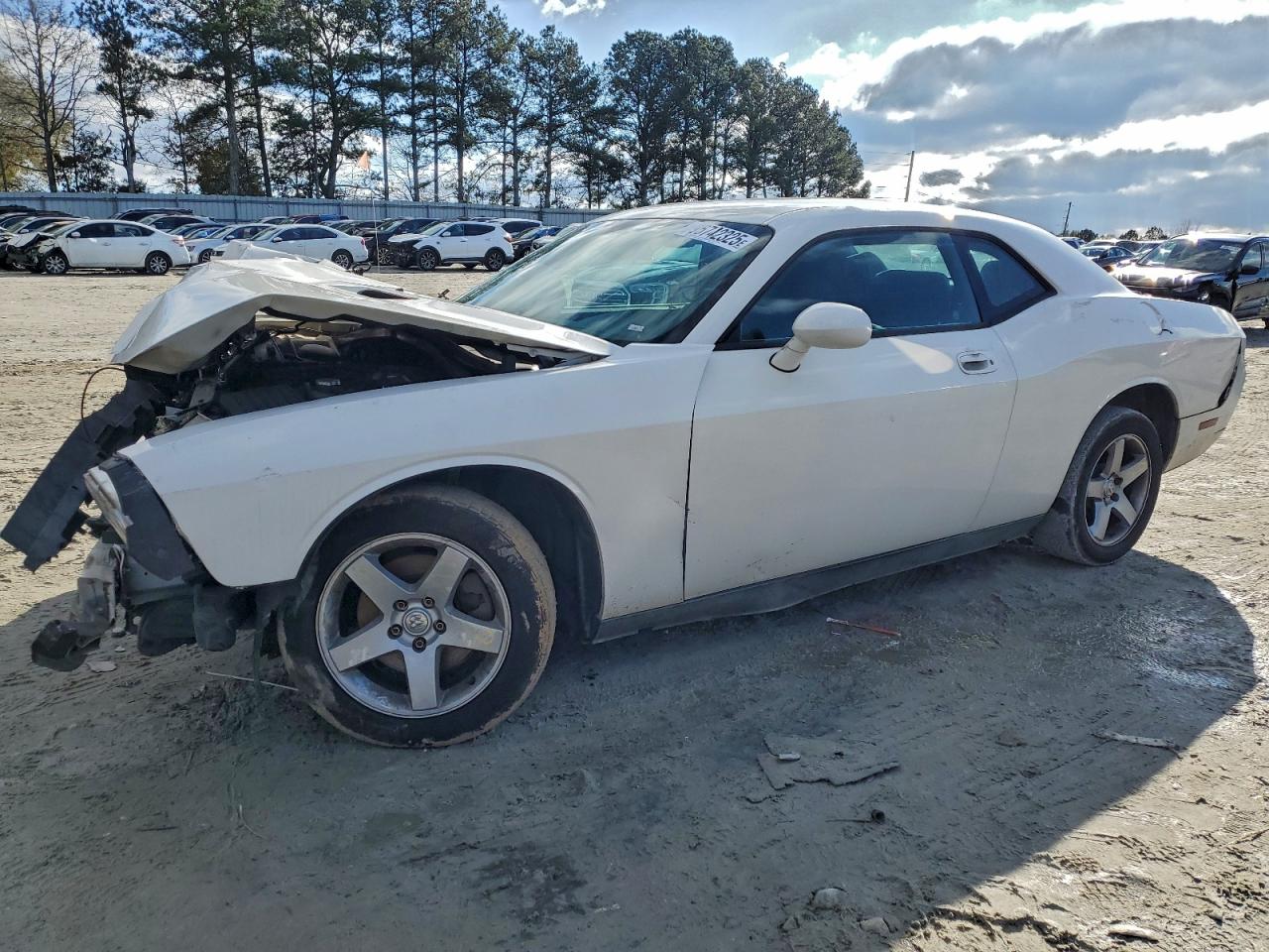 Salvage Dodge Challenger Image