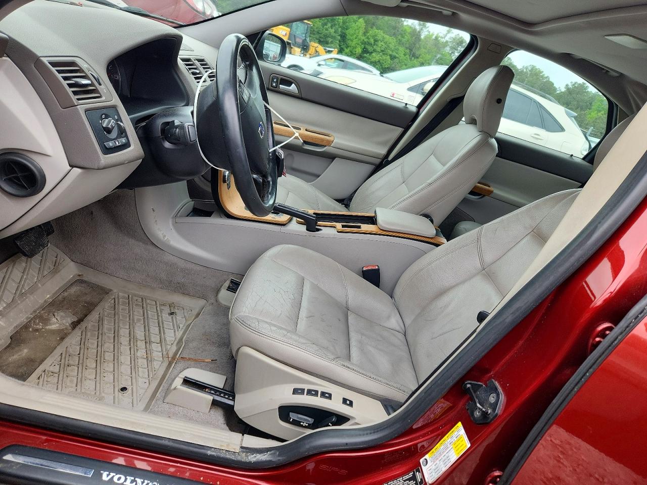 Volvo S40 T5