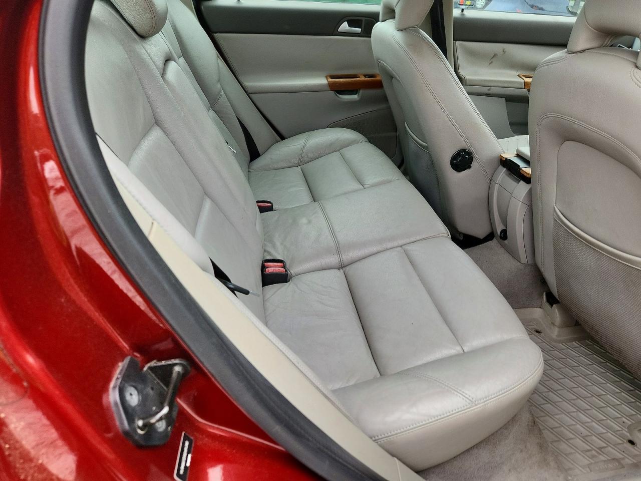 Volvo S40 T5