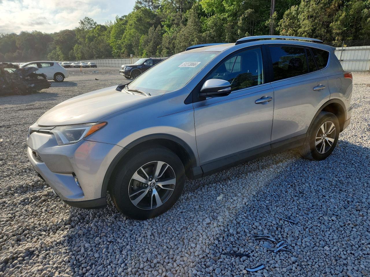 Salvage Toyota RAV4 Image