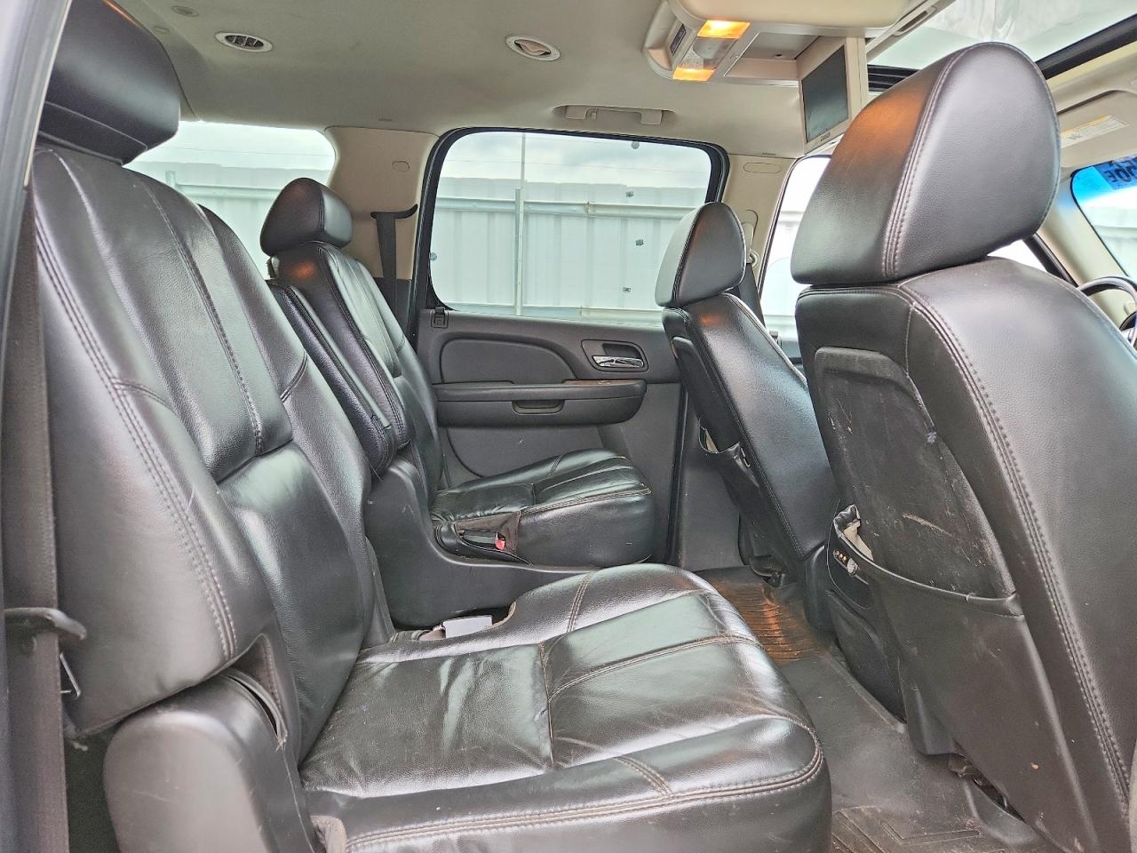 Chevrolet Suburban K1500