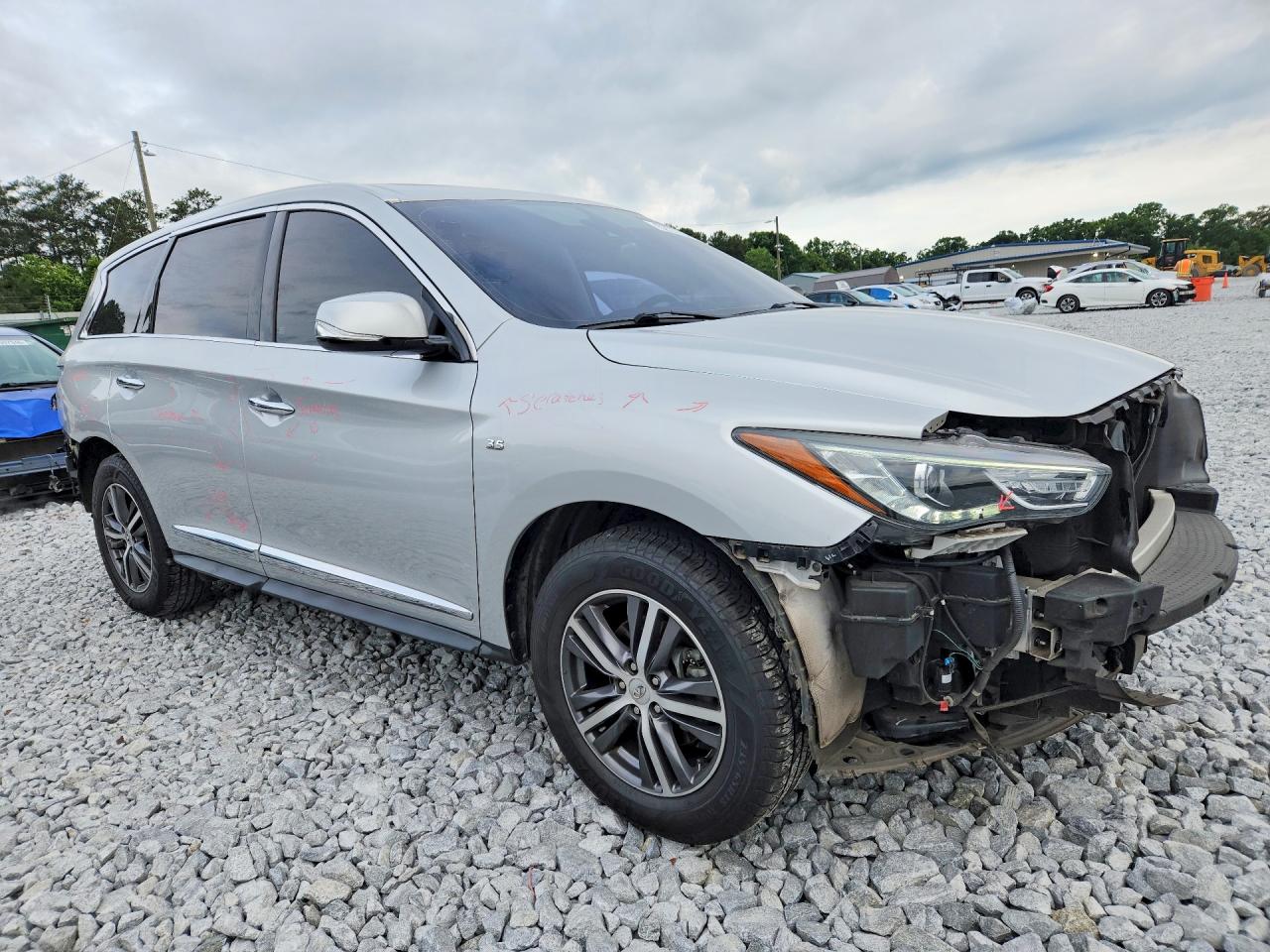 INFINITI Qx Pure