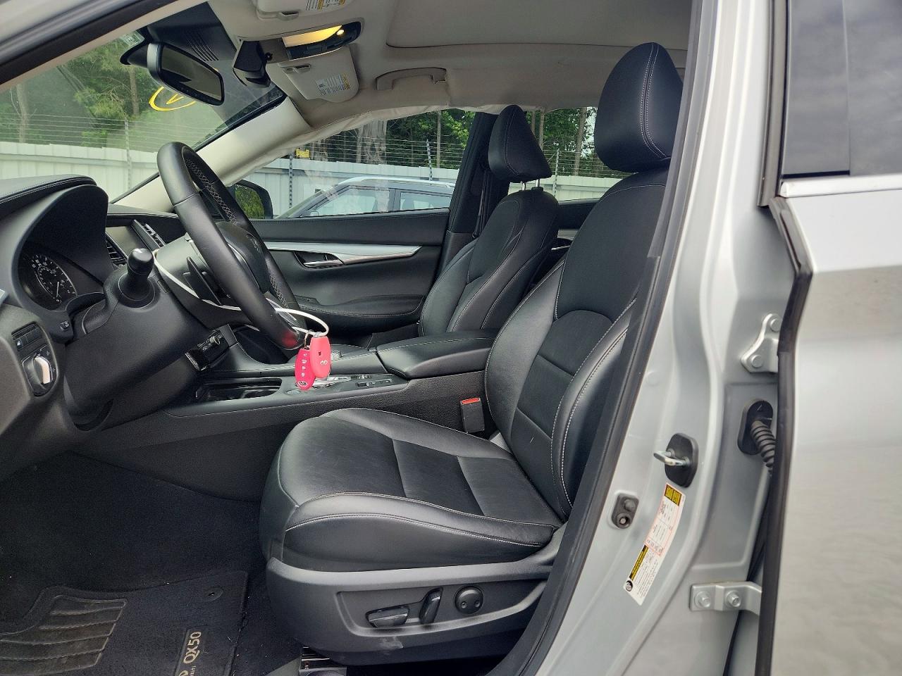 INFINITI Qx Luxe