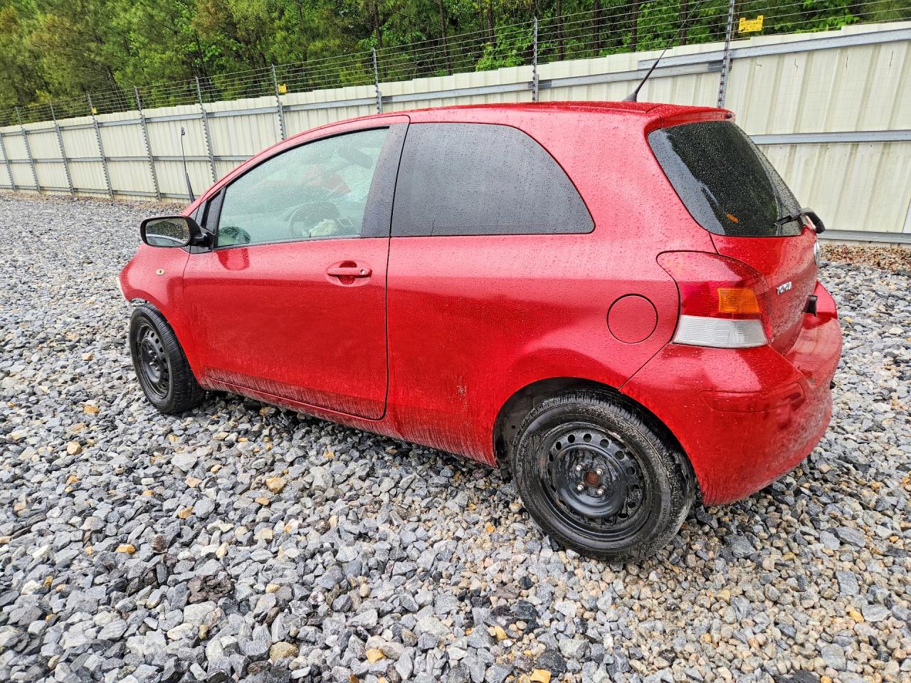 Toyota Yaris Base
