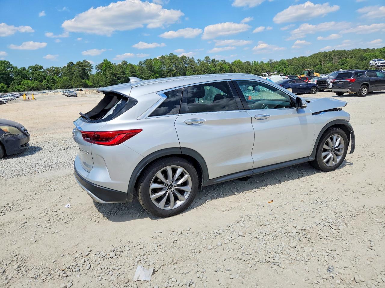 INFINITI Qx Luxe