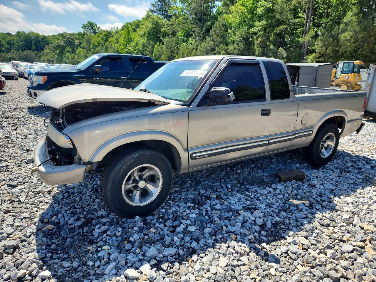 Salvage Chevrolet S-10 Image