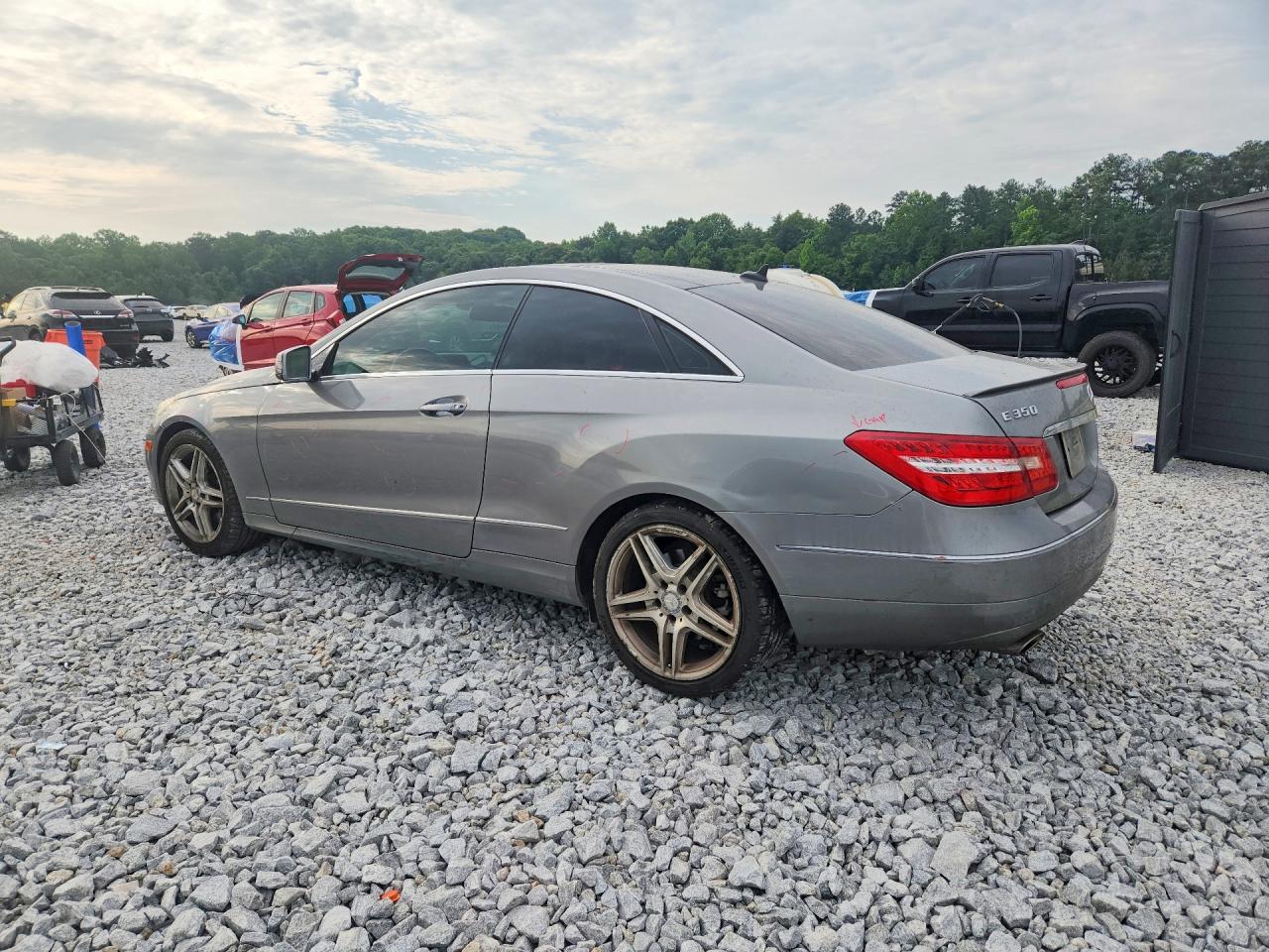 Mercedes-Benz E-Class 350