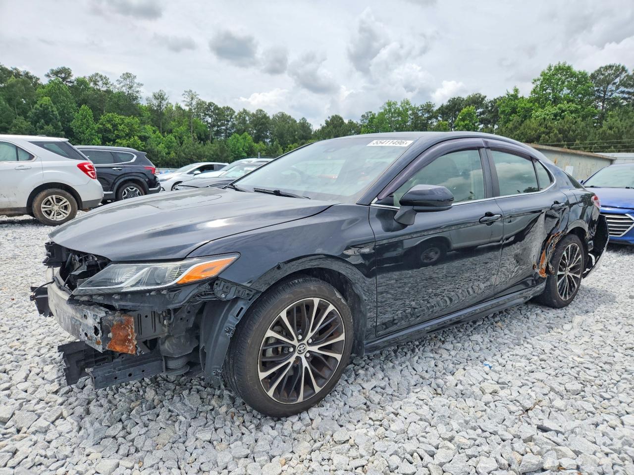 Salvage Toyota Camry Image