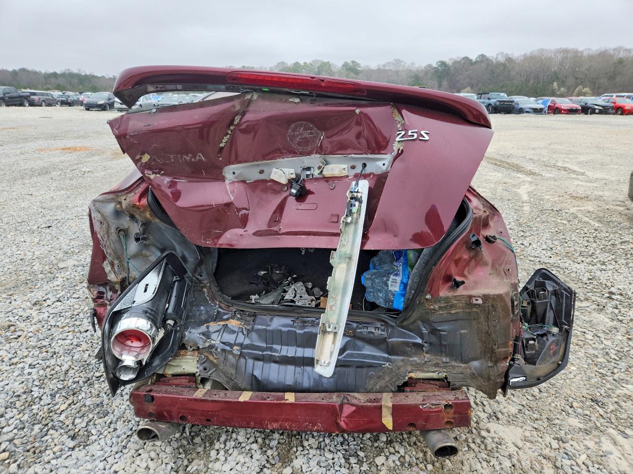 Nissan Altima Base