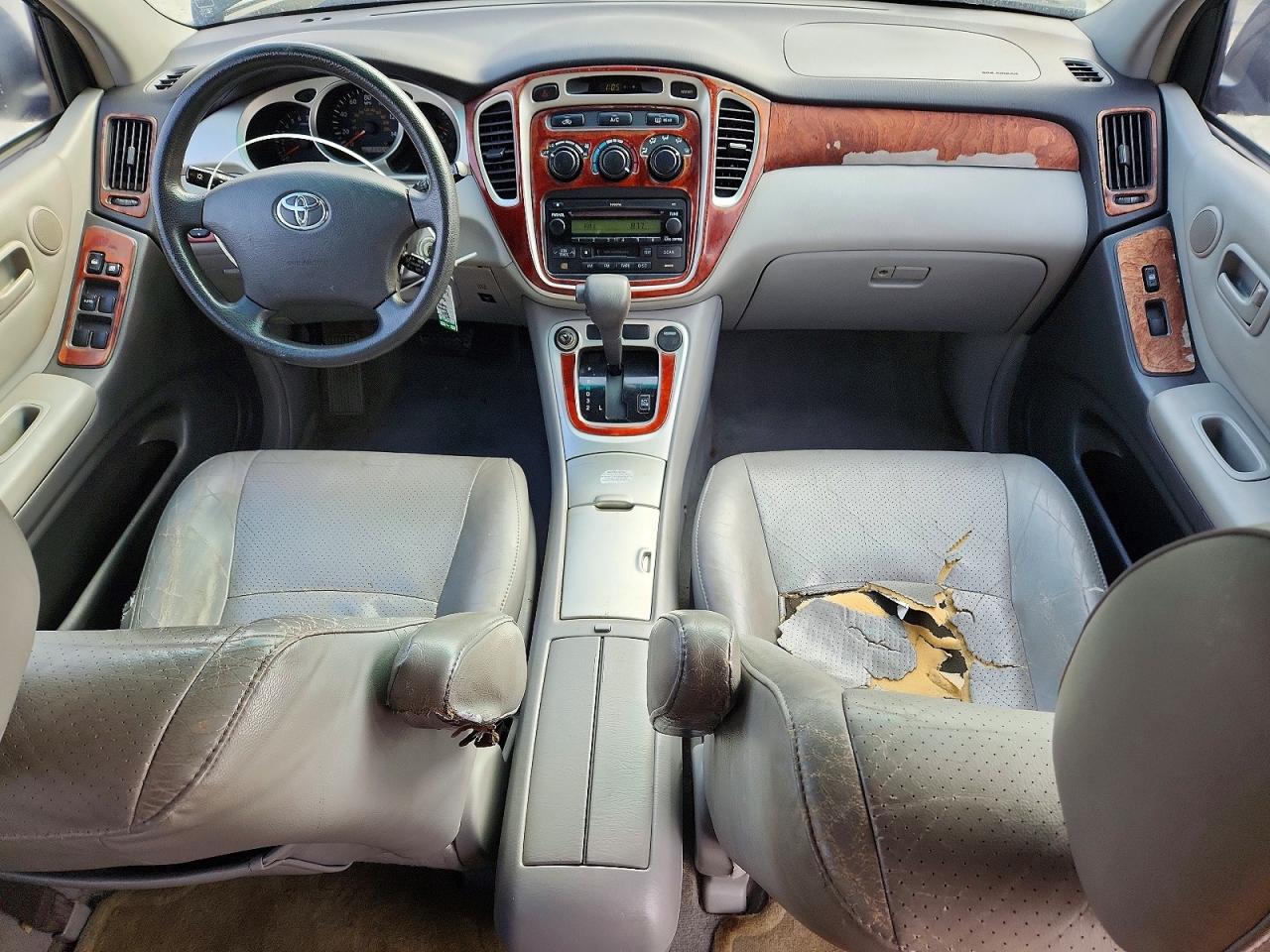 Toyota Highlander Base